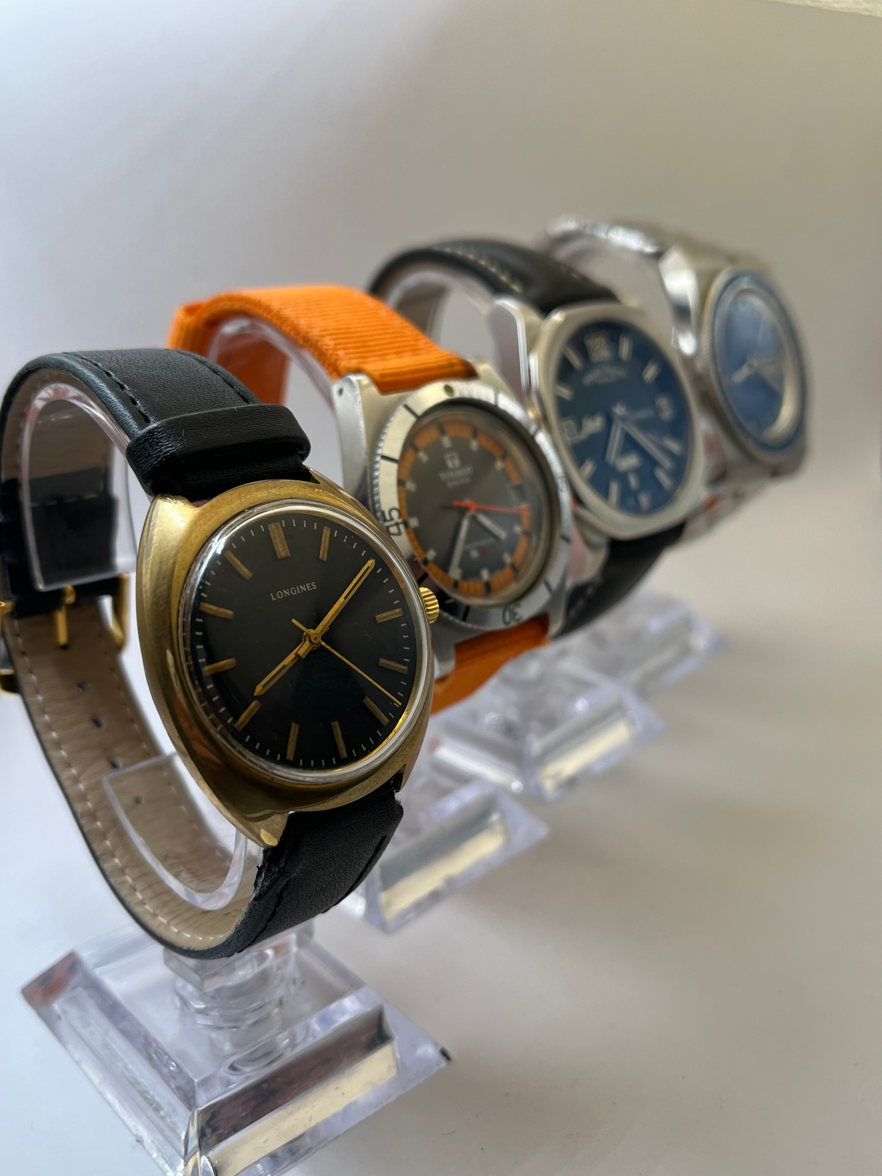 Buy retro, vintage & luxury watches online