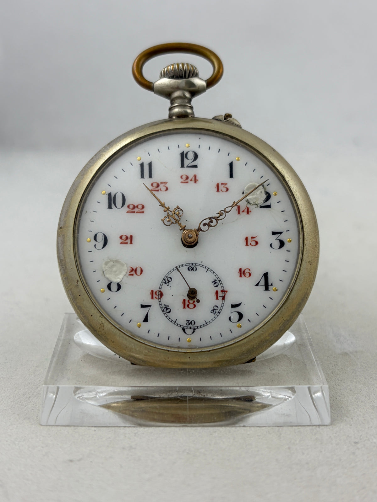 Reloj de bolsillo rústico de cuerda manual con indicación de 24 horas