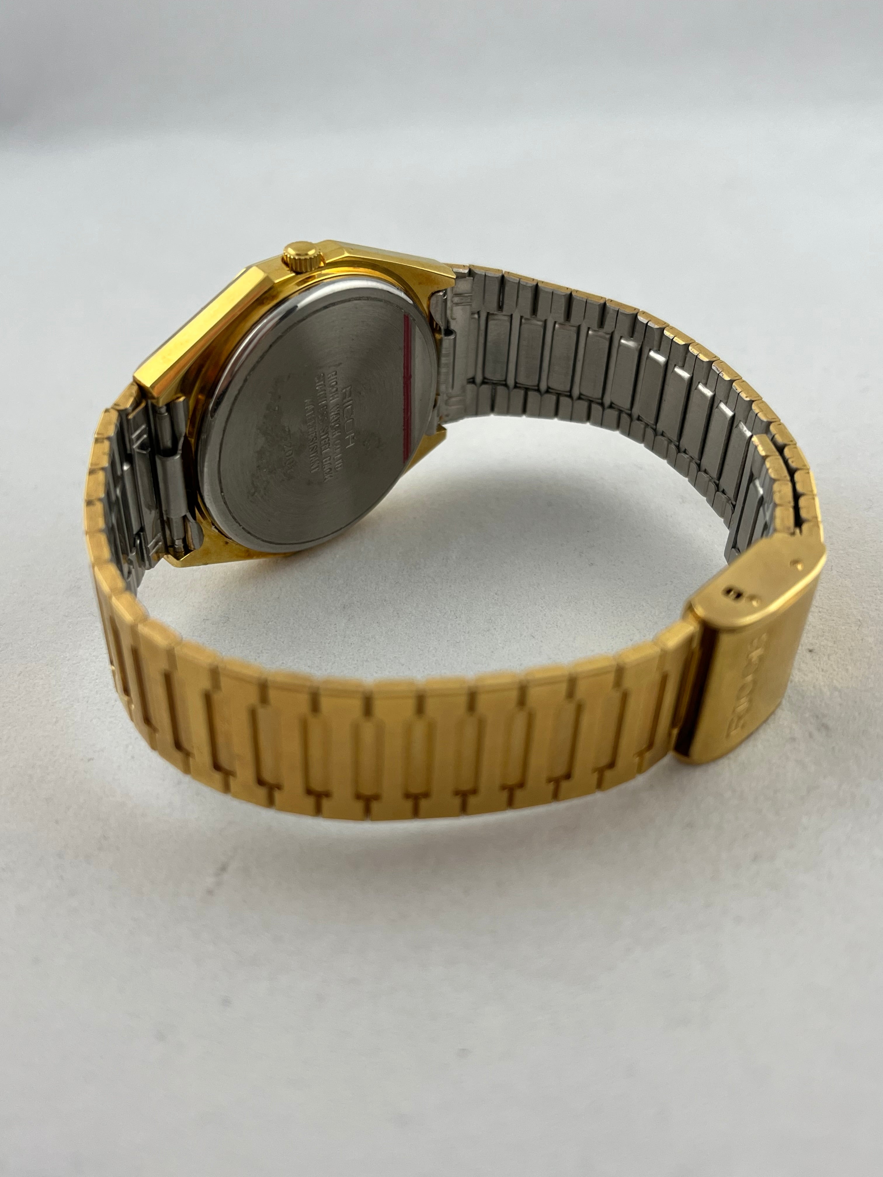 Ricoh Quartz with date display – Classy Watches