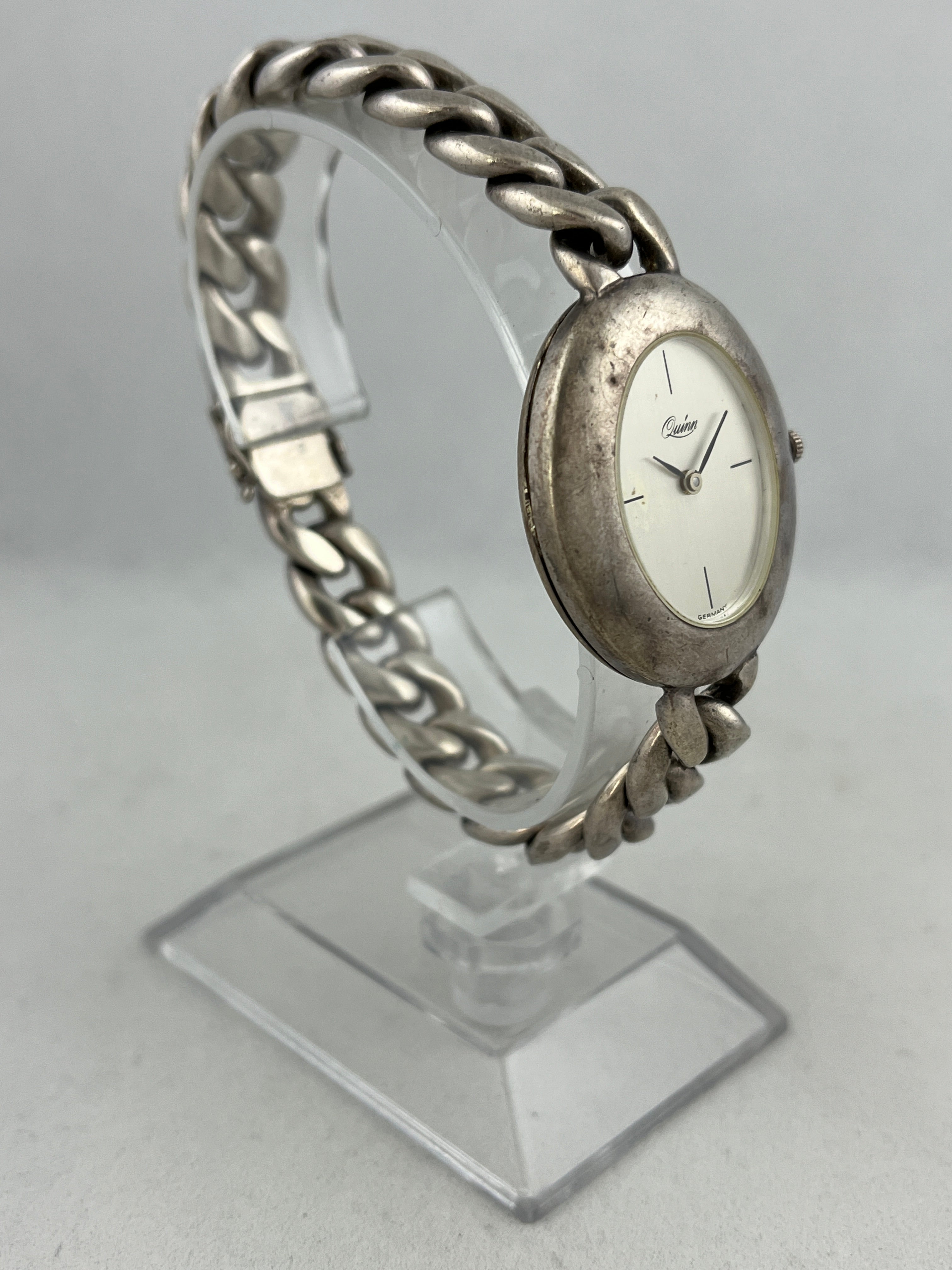 Buy Quinn Quartz in 0.925 silver online – Classy Watches