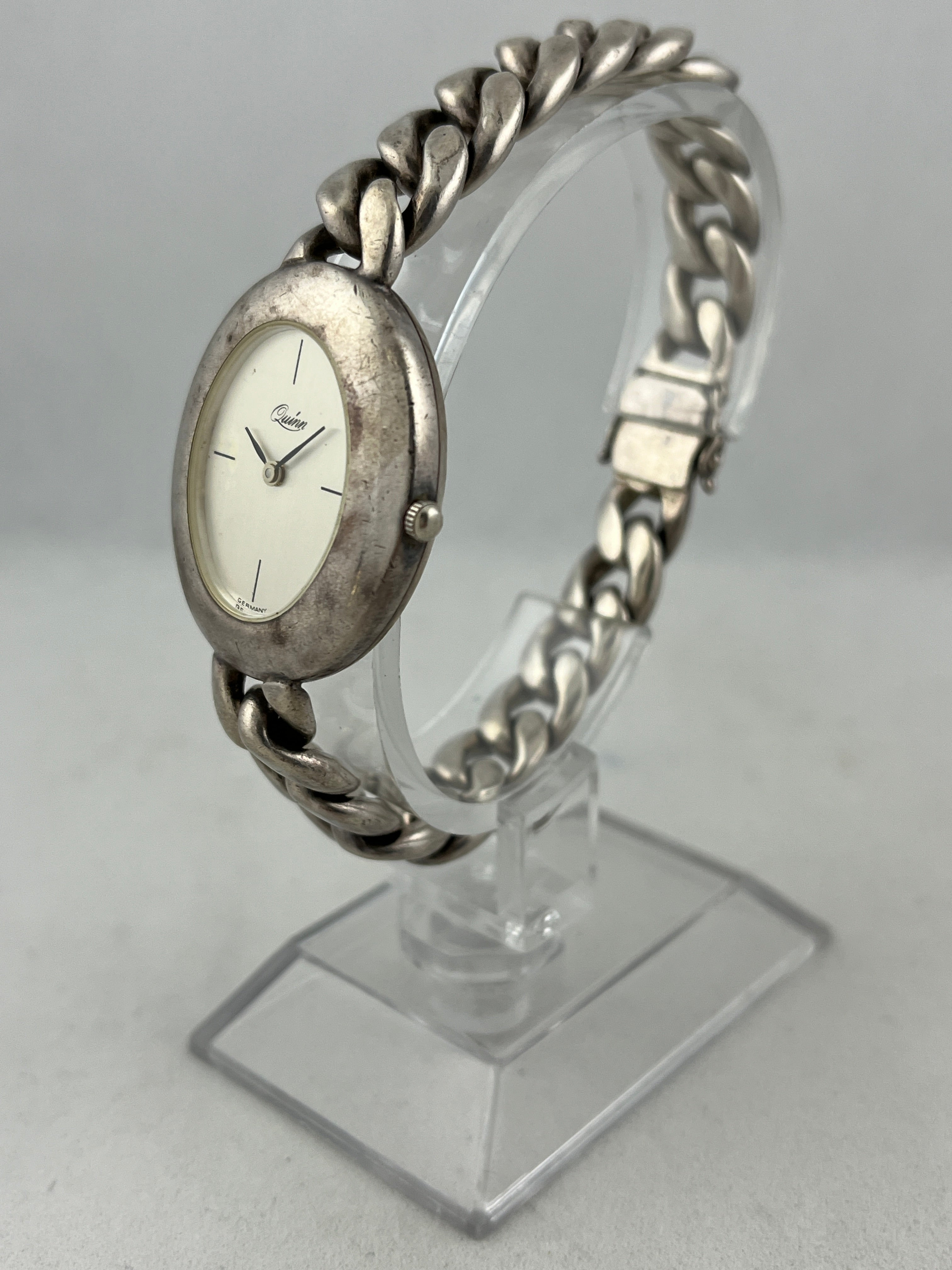 Buy Quinn Quartz in 0.925 silver online – Classy Watches