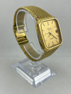 Luksuriøs Golden Certina Newport Quartz med dato display