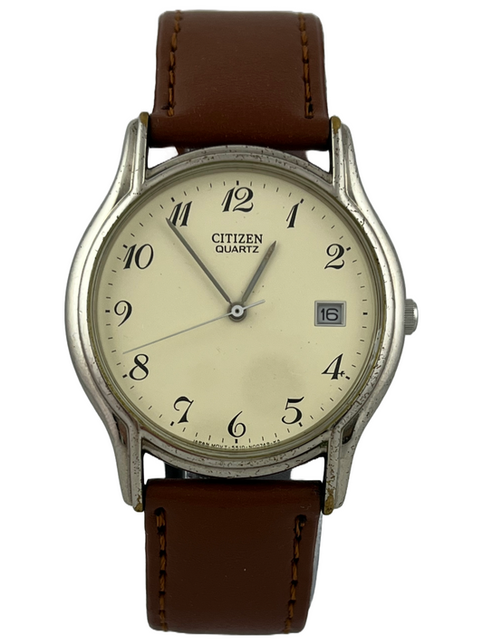 Schlichte Citizen Quartz mit Datumsanzeige und neuem Armband