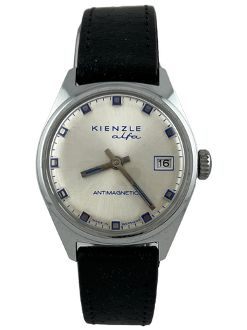 Kienzle alfa Handaufzug mit Datum und blauen Akzenten