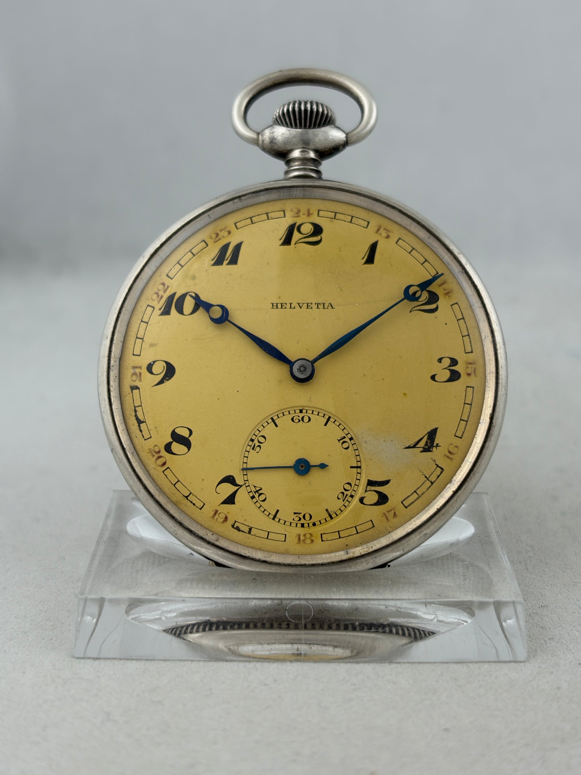 Taschenuhr Helvetia Handaufzug aus 0,800er Silber